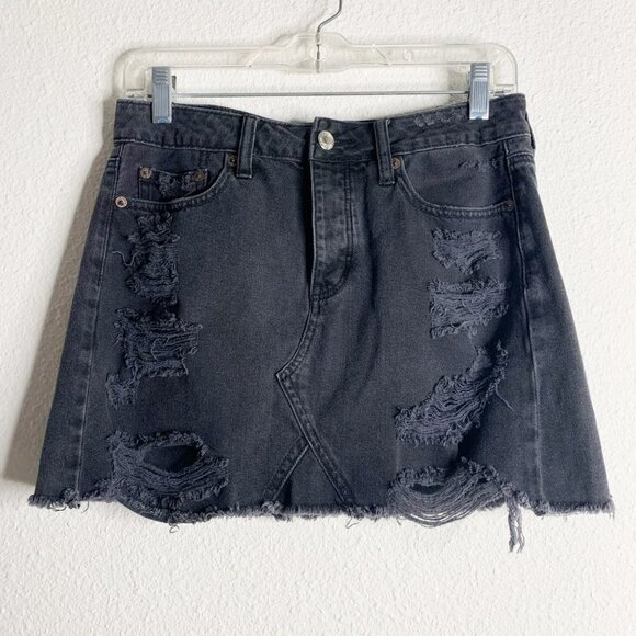 American Eagle Outfitters Black Distressed Denim Mini Skirt - Picture 1 of 8